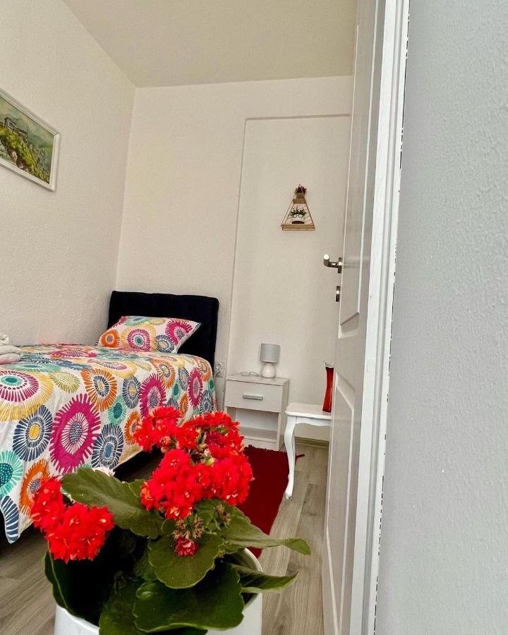 M Apartman Foca Buitenkant foto